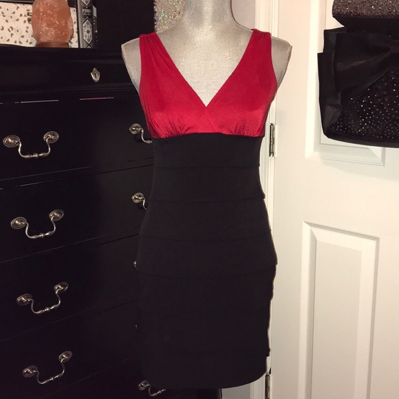 Sweet Storm Dresses & Skirts - ❤️NWOT! Beautiful Red And Black Dress Small❤️